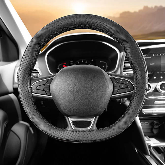 Κάλυμμα Τιμονιού Αυτοκινήτου Δερματίνη Otom Ραφτό Εξώγαζο DK-304 Μαύρο-Καφέ Medium 37-39cm 1 Τεμάχιο - Image 4