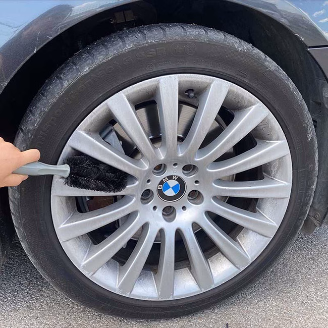 Βούρτσα Καθαρισμού Για Ζάντες Feral Detailing Pro Σε Σχήμα U 27cm 1 Τεμάχιο - Image 4